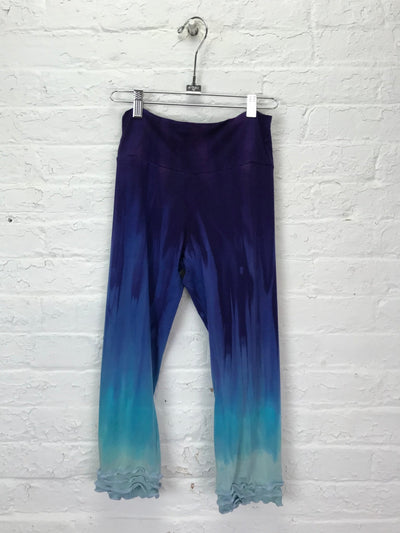 Ruffled Capri Leggings in Awash in Azure - Cloud Candy