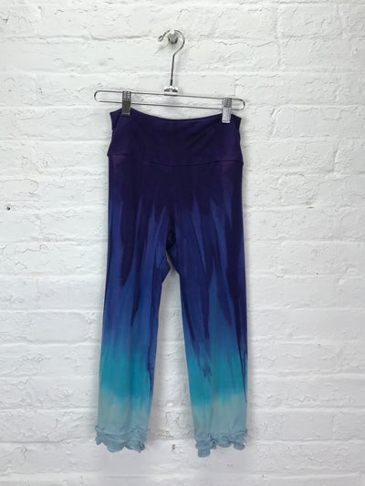 Ruffled Capri Leggings in Awash in Azure - Cloud Candy