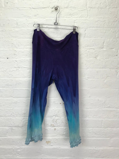 Ruffled Capri Leggings in Awash in Azure - Cloud Candy