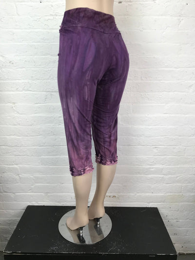 Ruffled Capri Leggings in Lilac Ombré - Extra Large - Cloud Candy