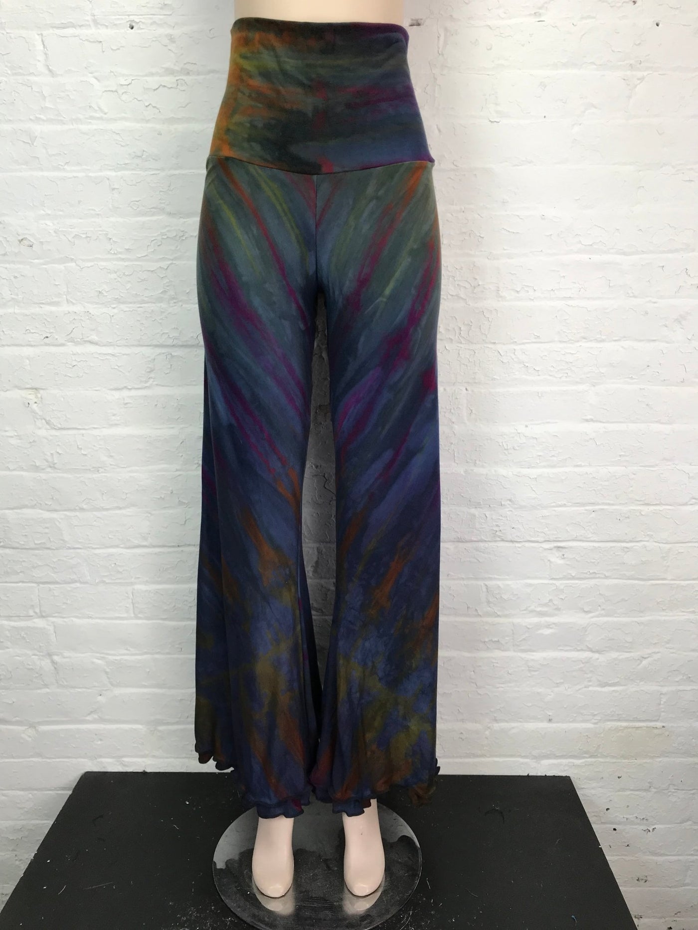 Spanish Flare Pants in Cosmic Garden - Small - Cloud Candy
