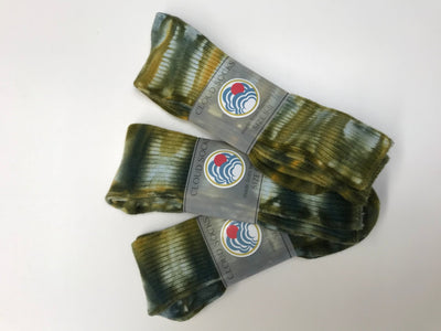Women's Bamboo Crew Socks in Olive - Cloud Candy